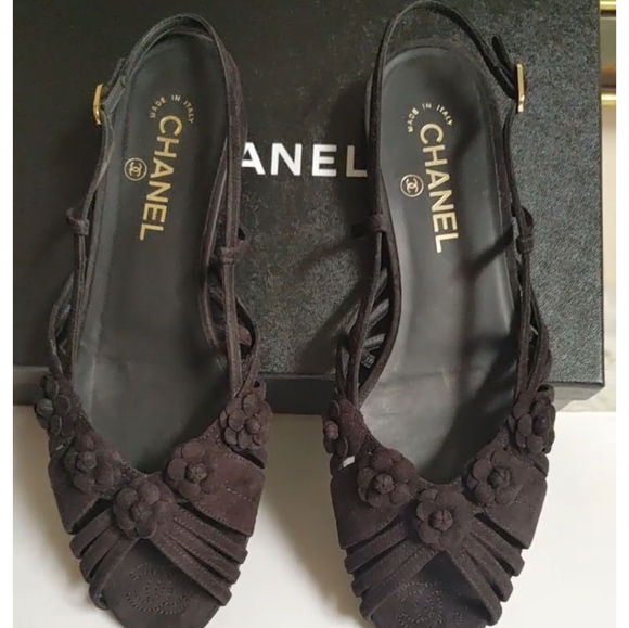 Chanel Black Suede Sandals 40 Interlocking CC Logo Camellia Flowers 2021 Cruise - Picture 16 of 16